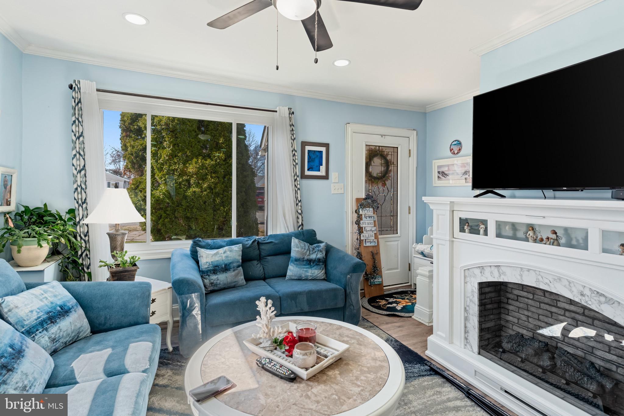 EDGEMERE/SPARROWS POINT - Residential