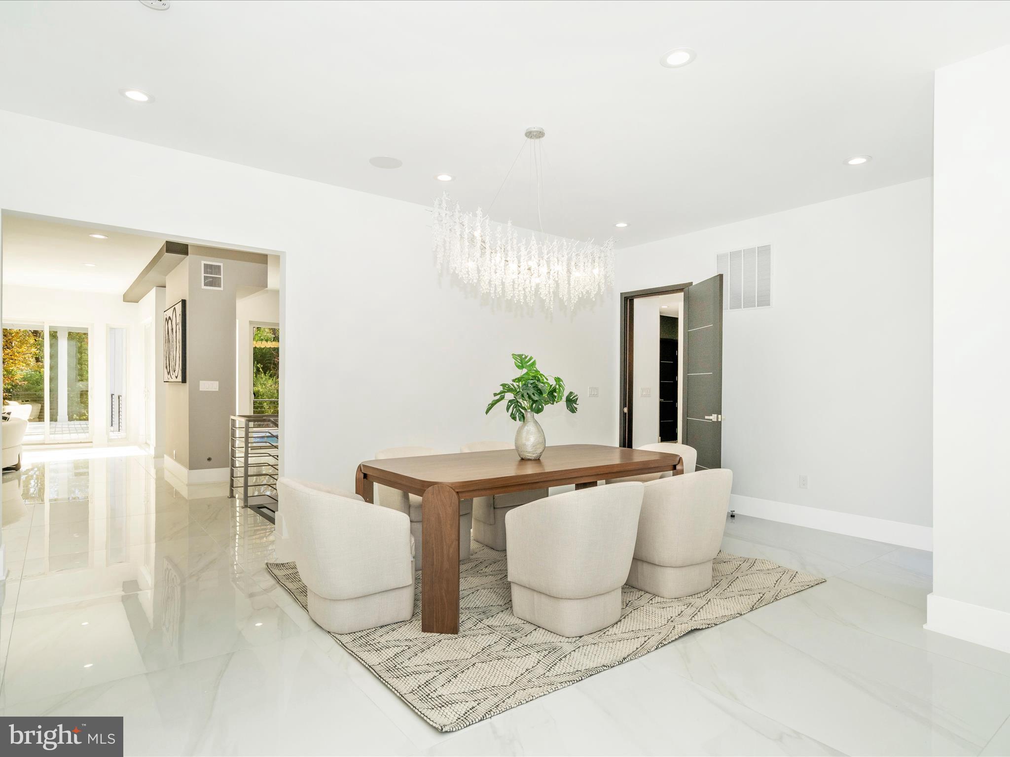 2209 HUNTER MILL ROAD