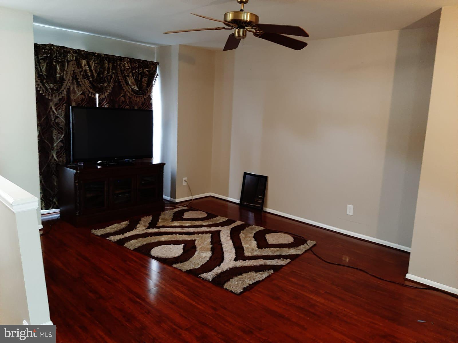 HEATHER GLEN - Residential