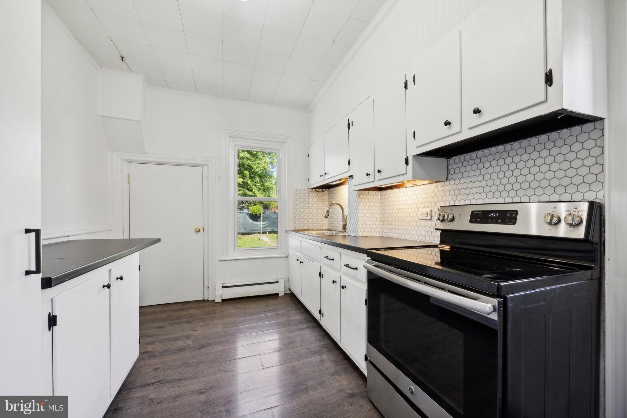 POTTSTOWN - Residential