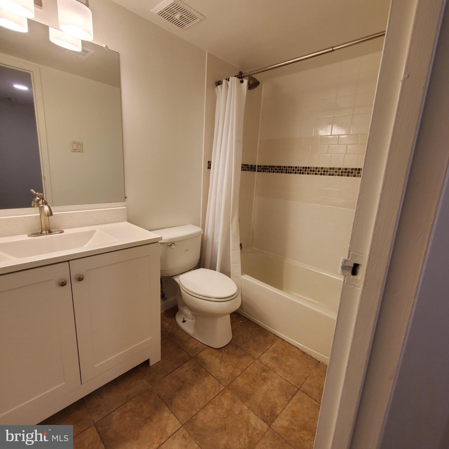 SAXONY SQUARE - Residential Lease