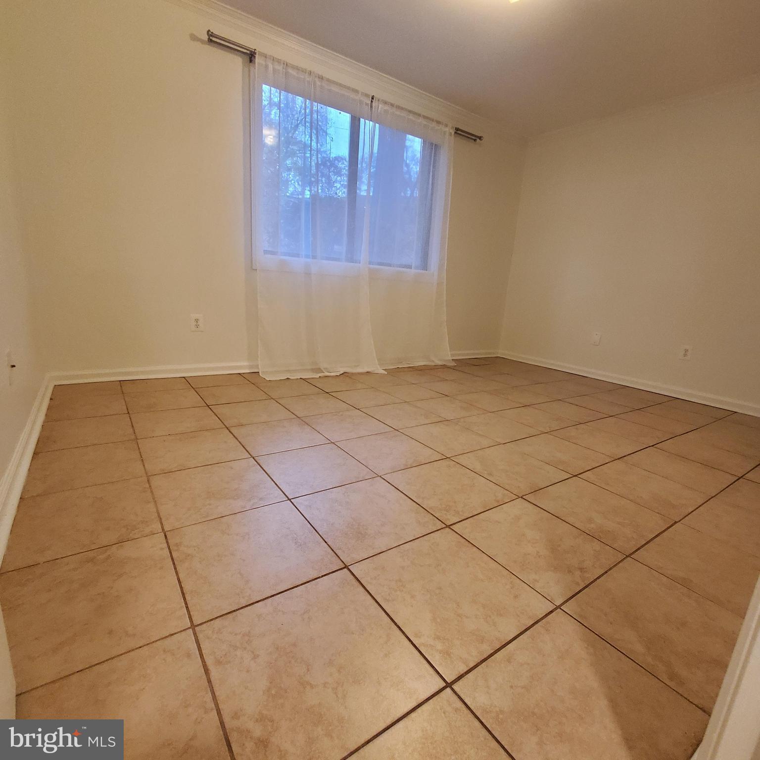 SAXONY SQUARE - Residential Lease