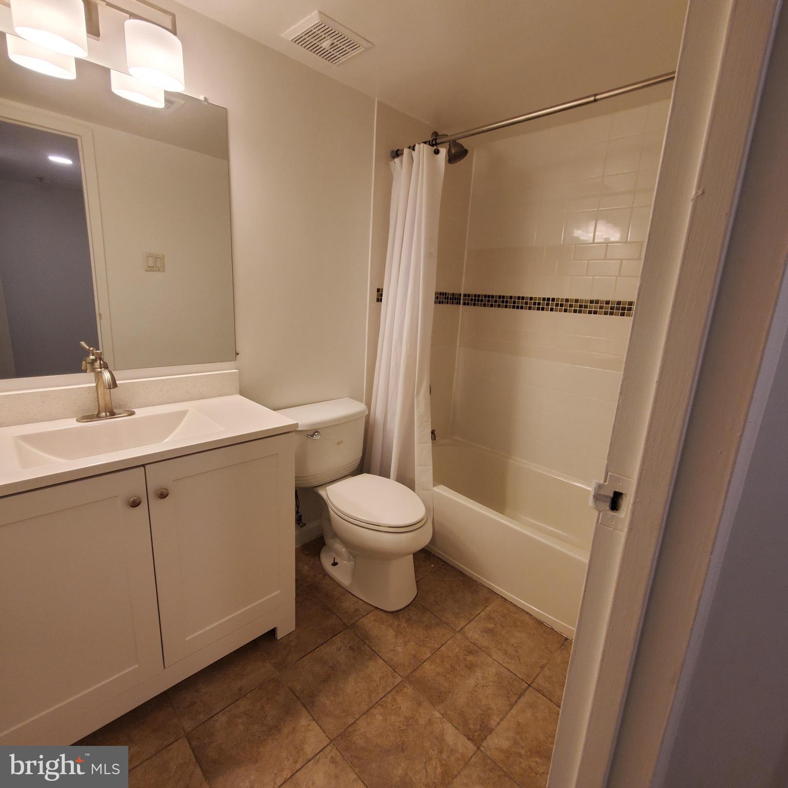 SAXONY SQUARE - Residential Lease