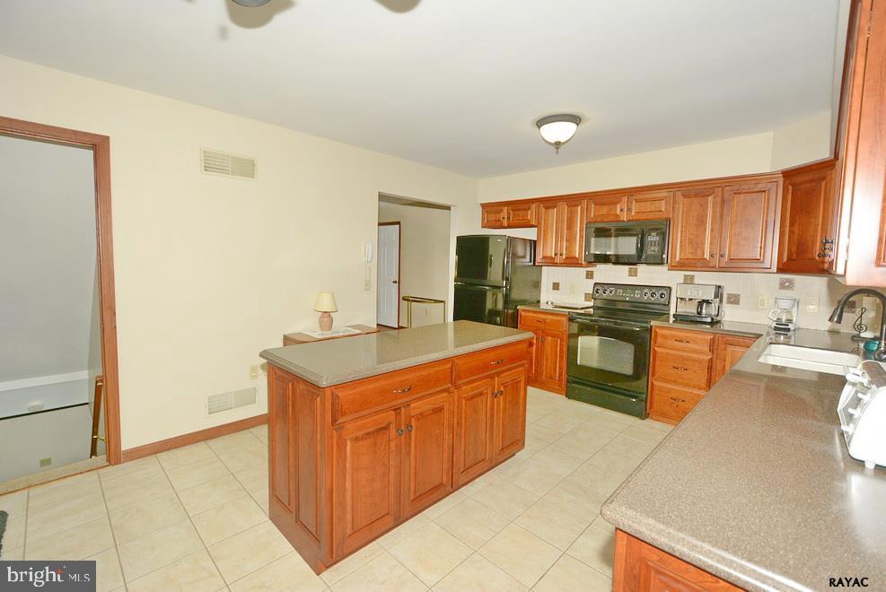 LAKE MEADE - Residential