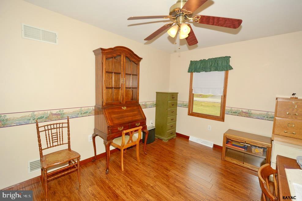 LAKE MEADE - Residential