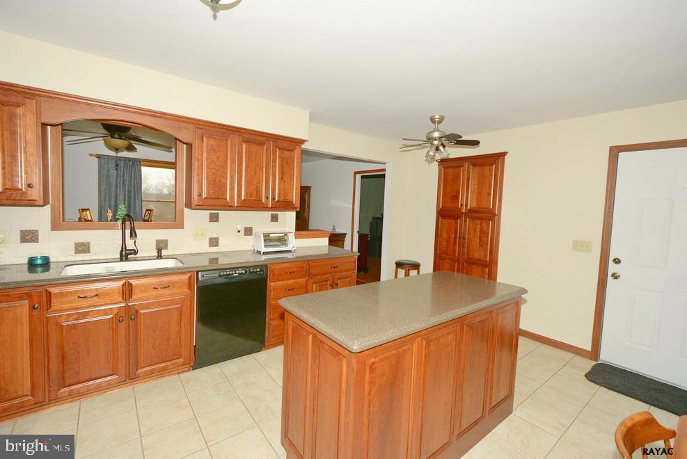 LAKE MEADE - Residential