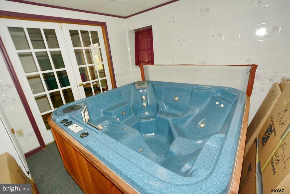 LAKE MEADE - Residential