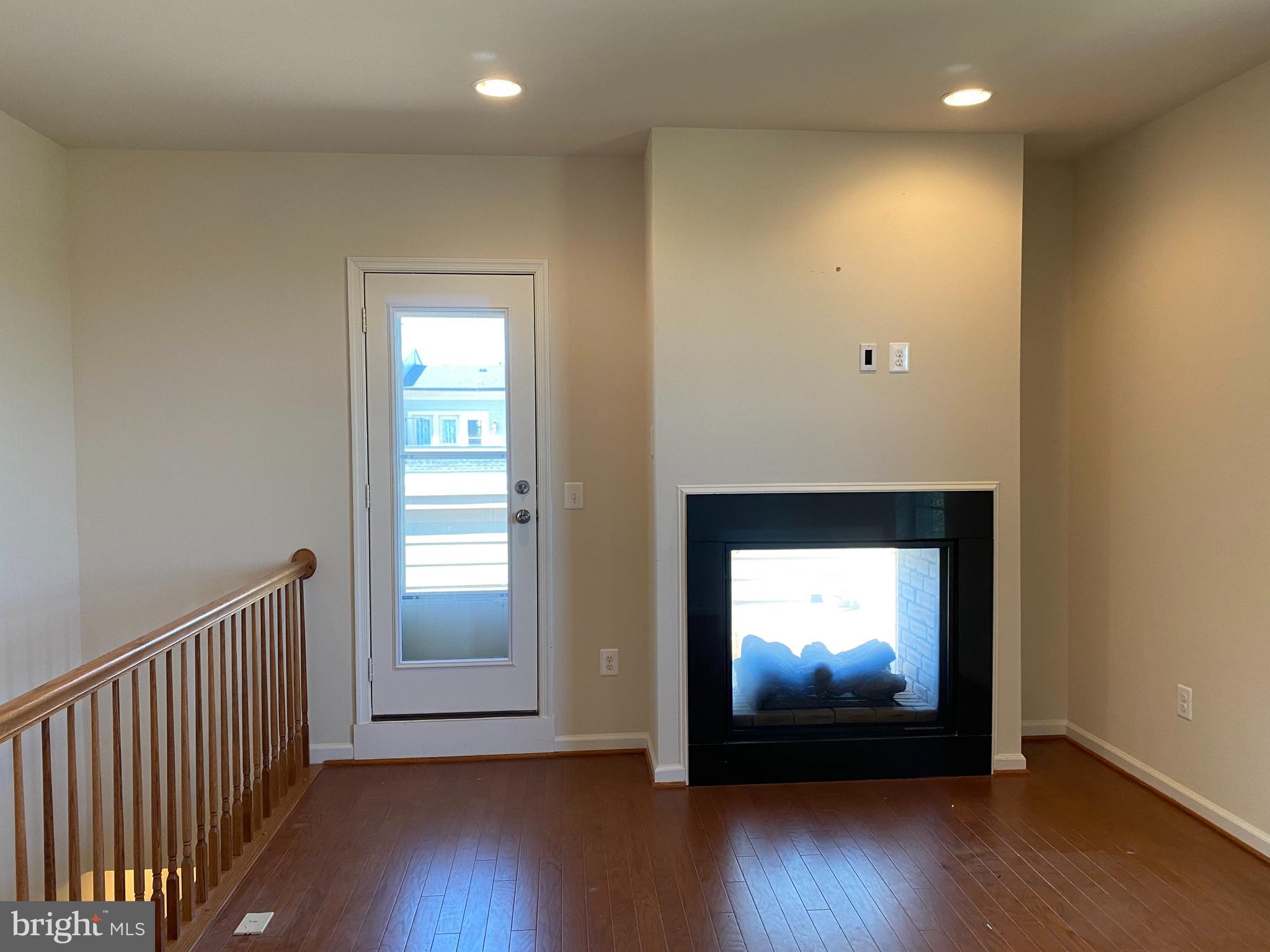 OXON HILL - Residential Lease