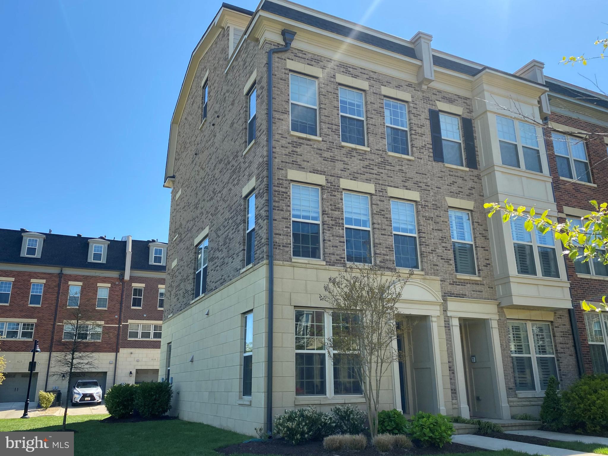 OXON HILL - Residential Lease