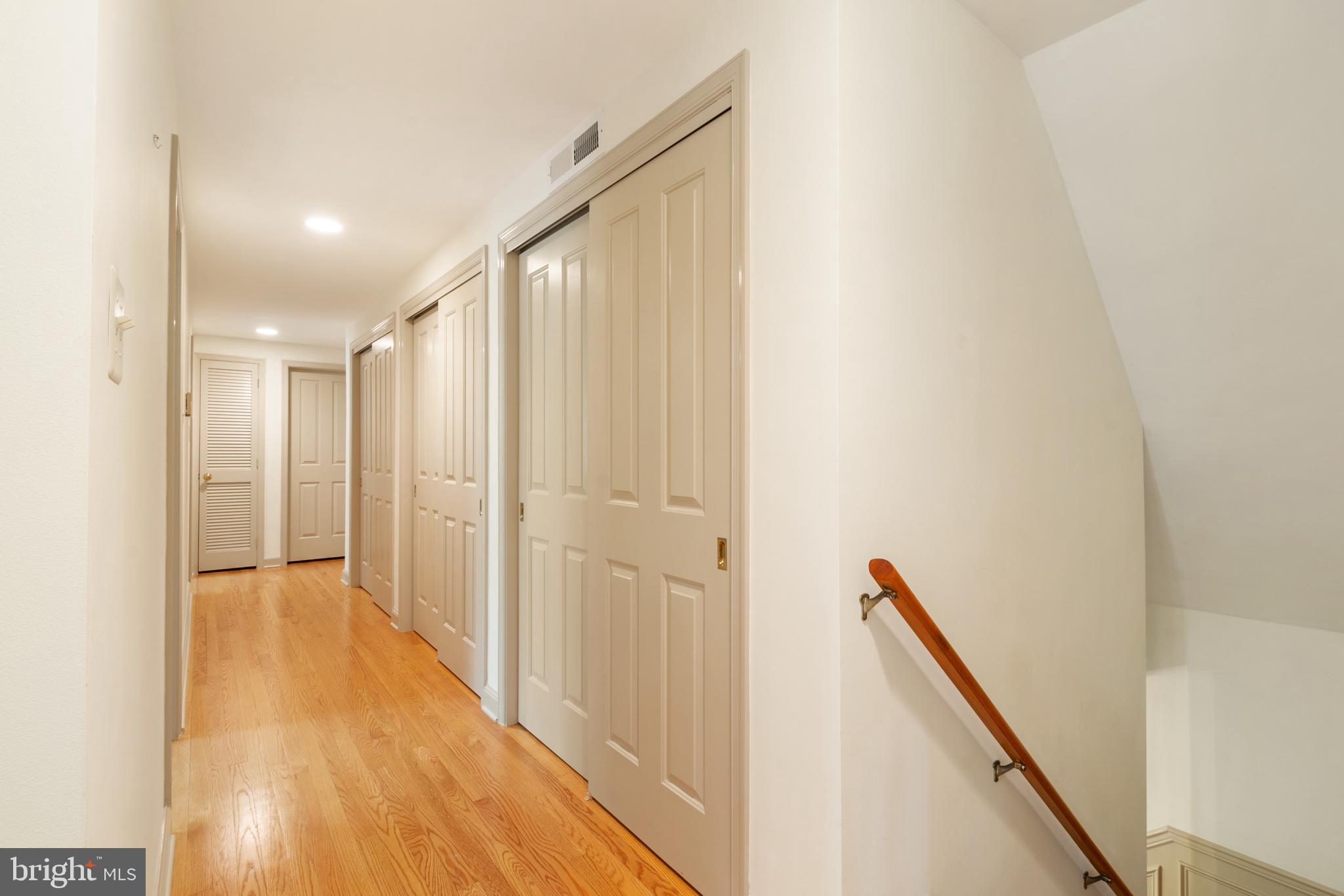 OAKHURST - Residential