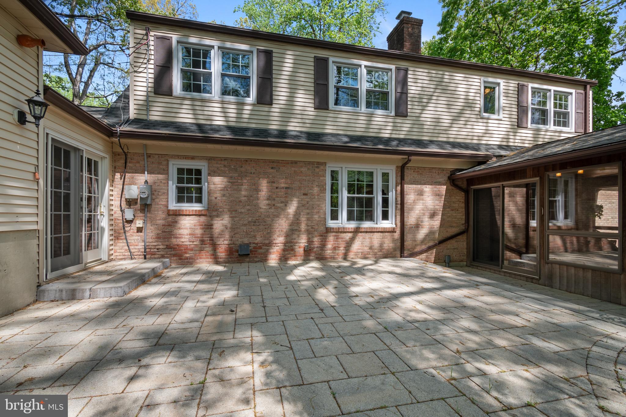 OAKHURST - Residential