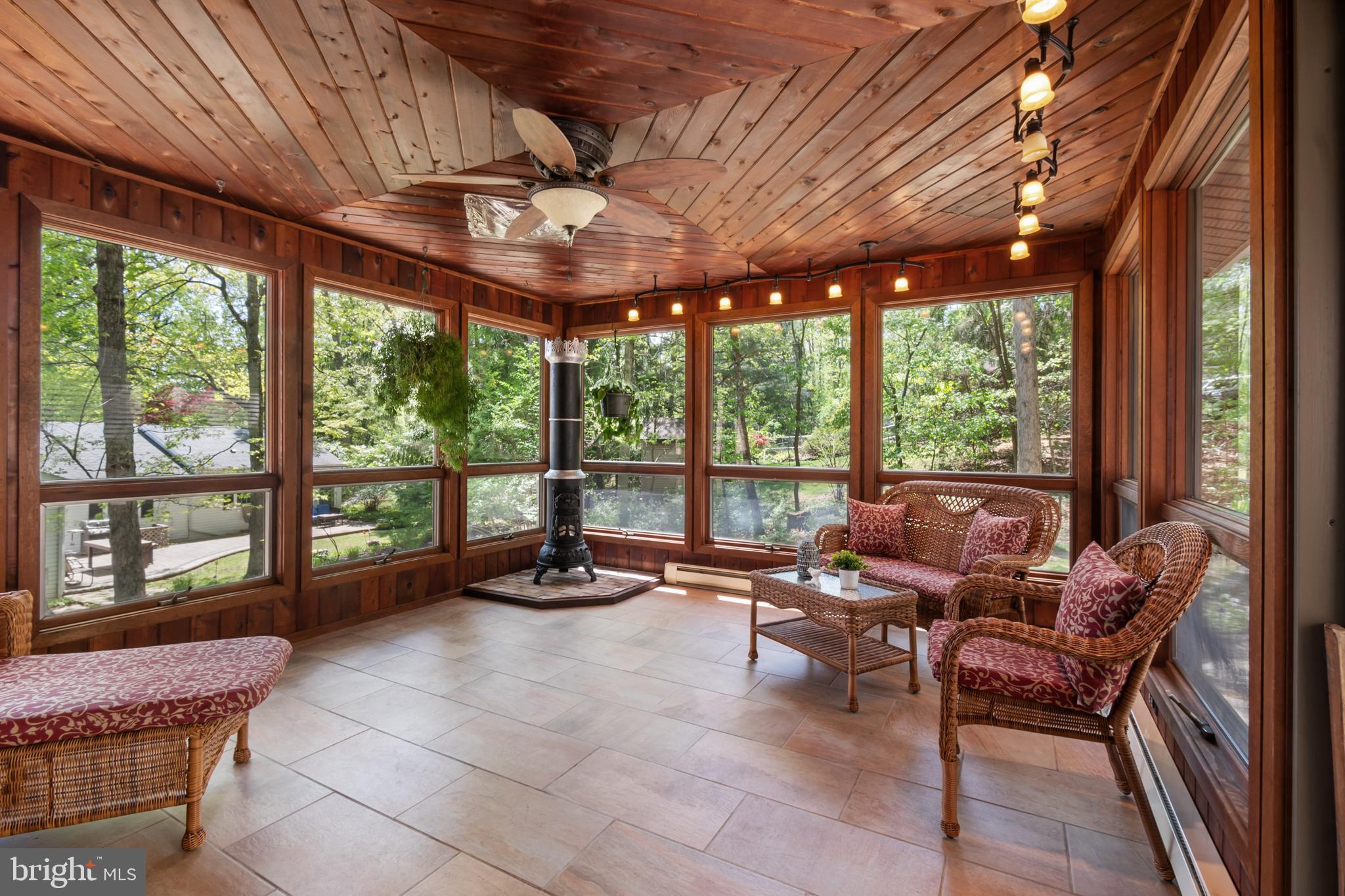 OAKHURST - Residential