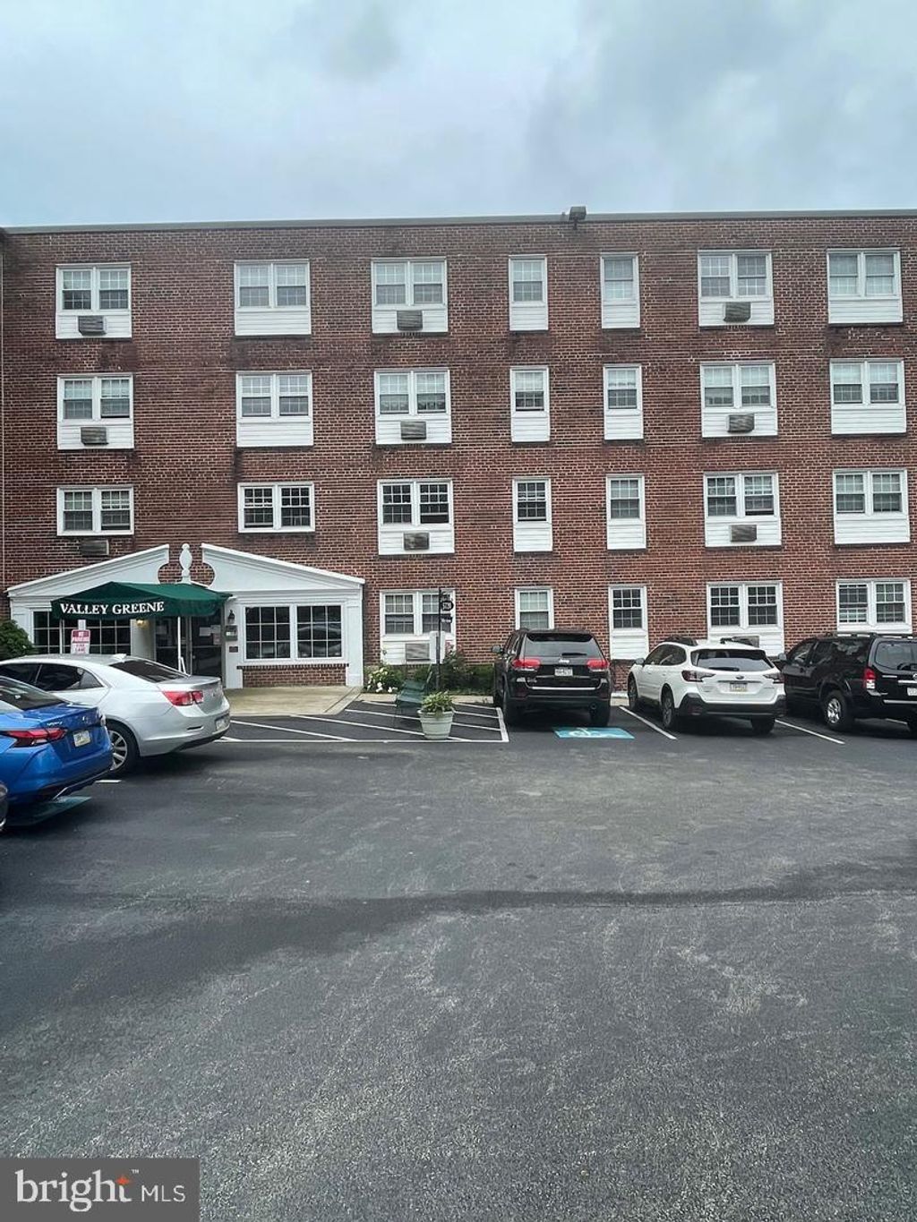 Photo of 5720 Wissahickon Avenue E #E-17, PHILADELPHIA, PA 19144 (MLS # PAPH2522702)