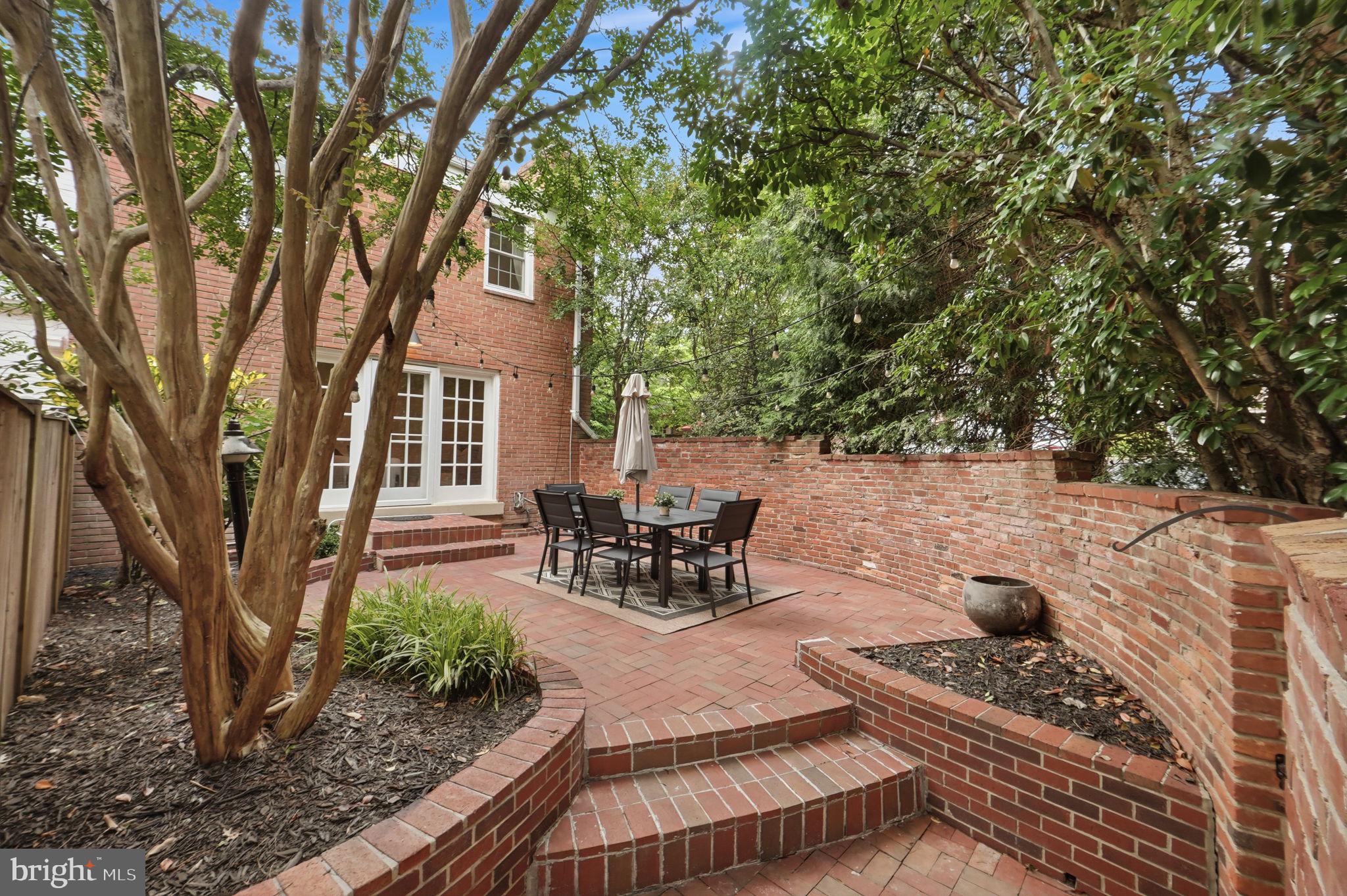 6740 TOWNE LANE ROAD