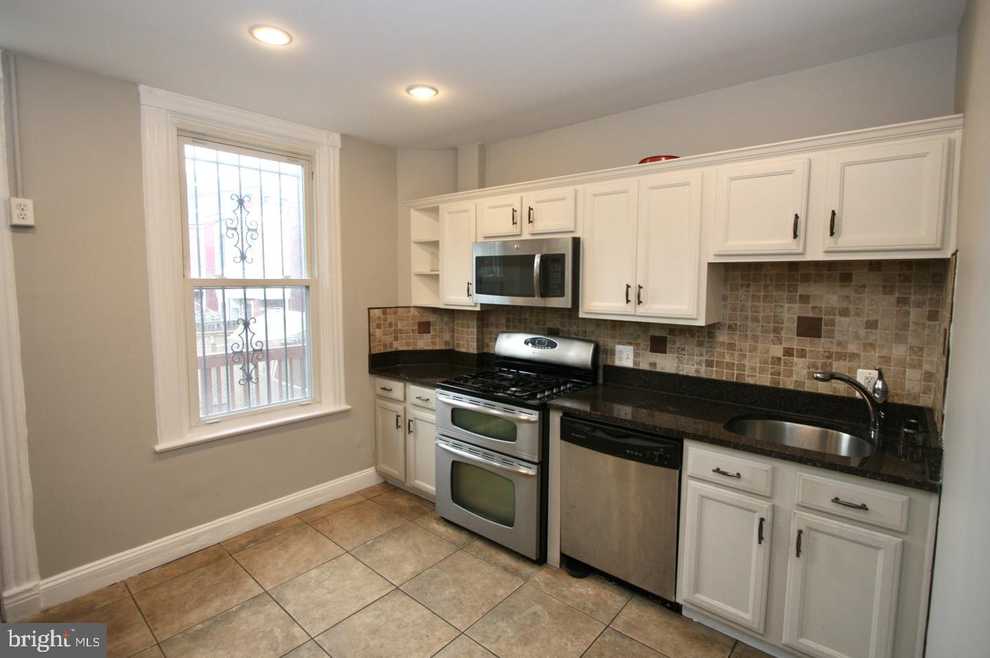 3209 NW 11TH STREET NW A