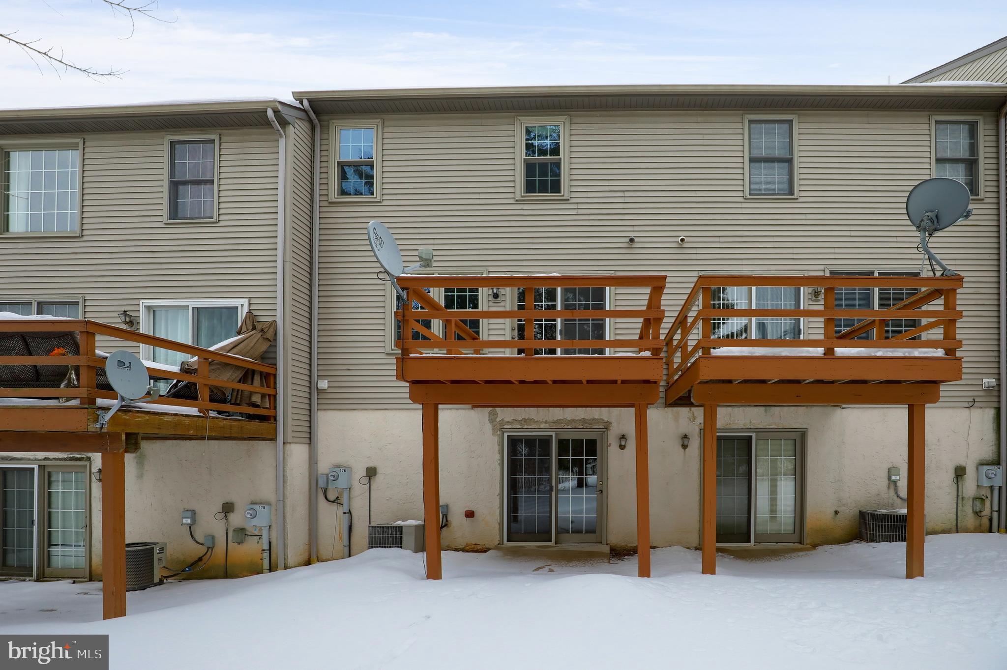 OAK VILLAGE CONDOS - Residential