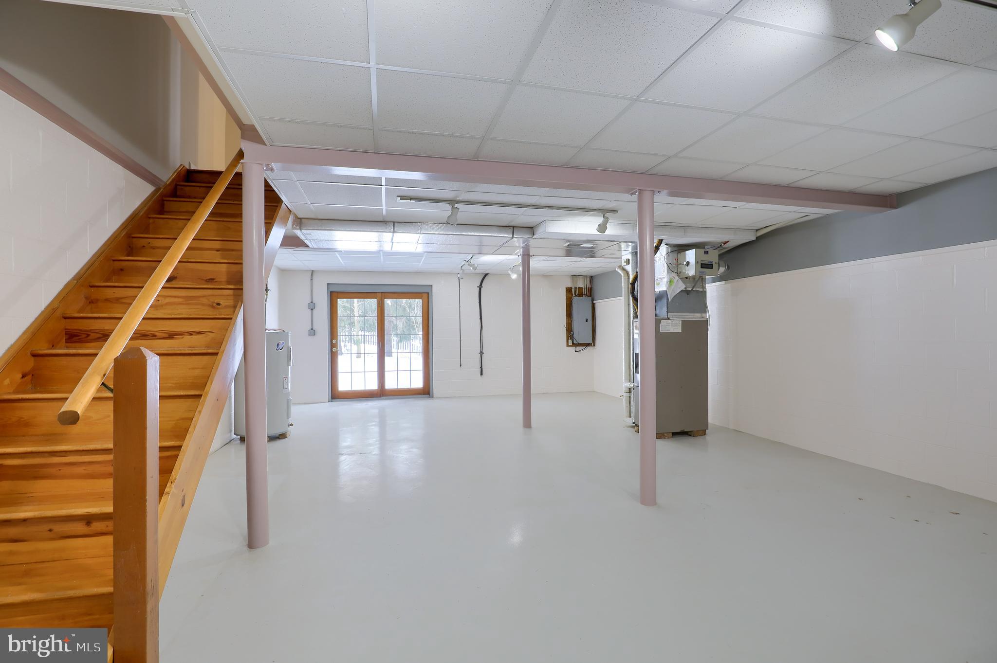 OAK VILLAGE CONDOS - Residential