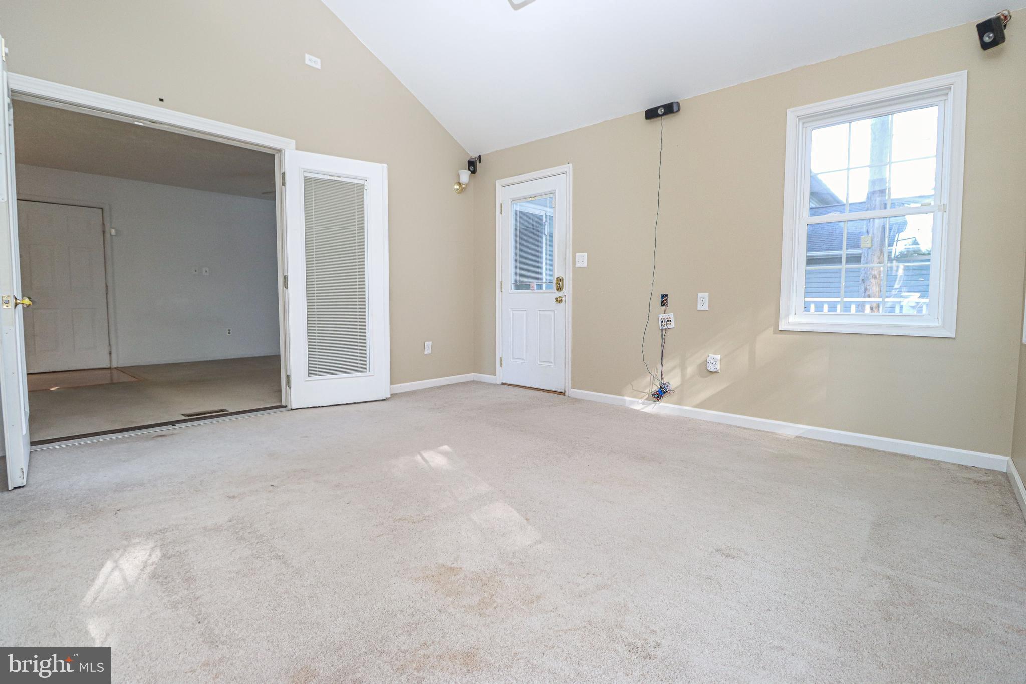 NORTH CREEK - Residential