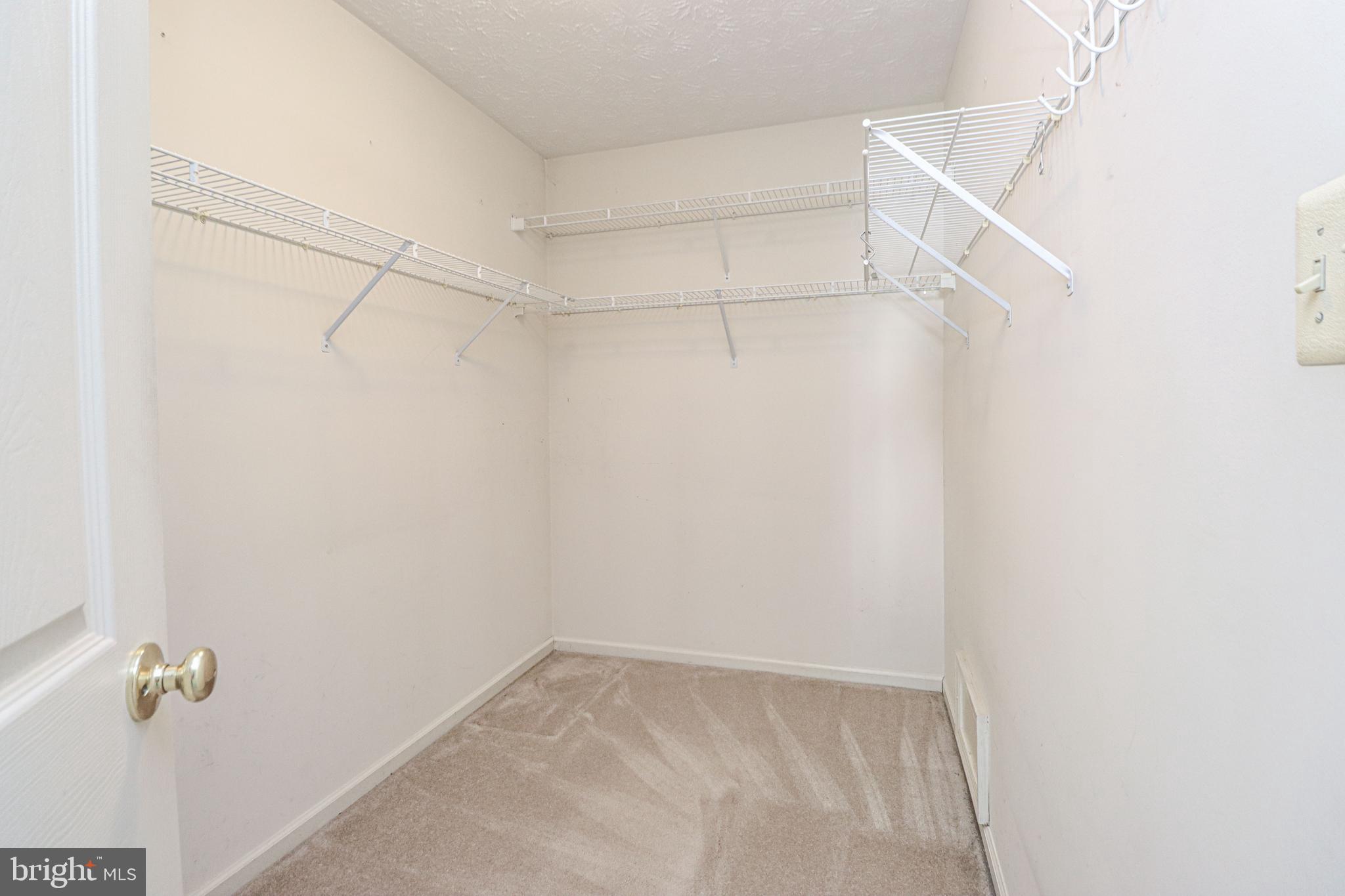 NORTH CREEK - Residential