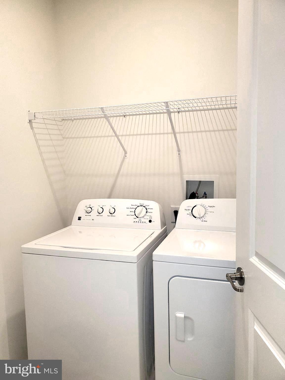 WHISPERING WOODS - Residential