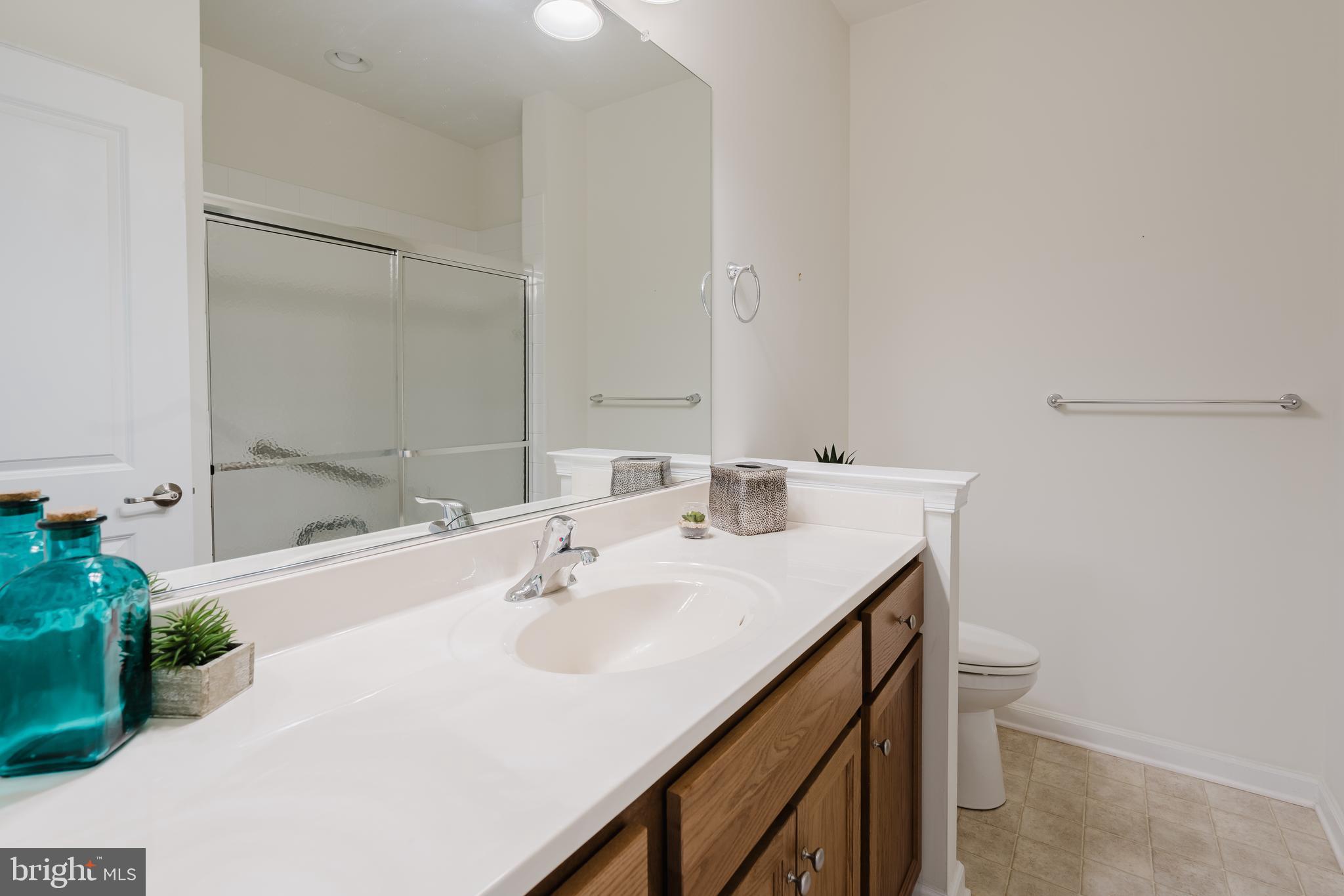 WHISPERING WOODS - Residential