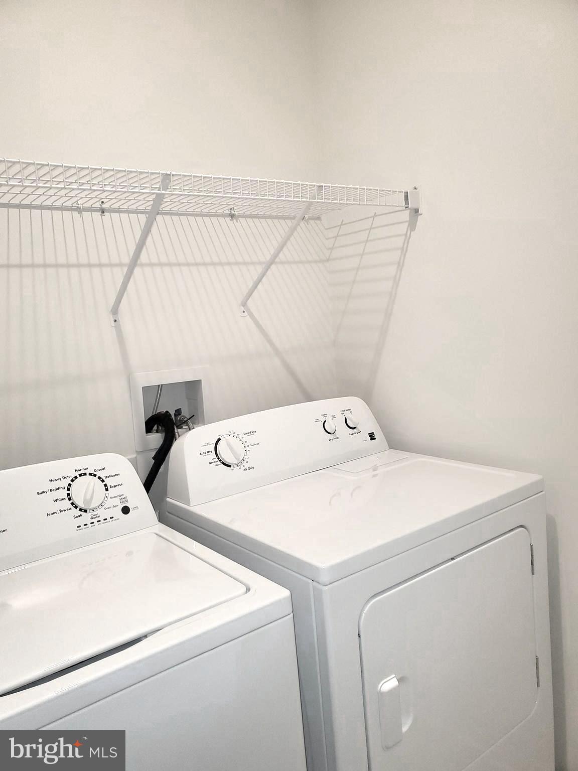 WHISPERING WOODS - Residential