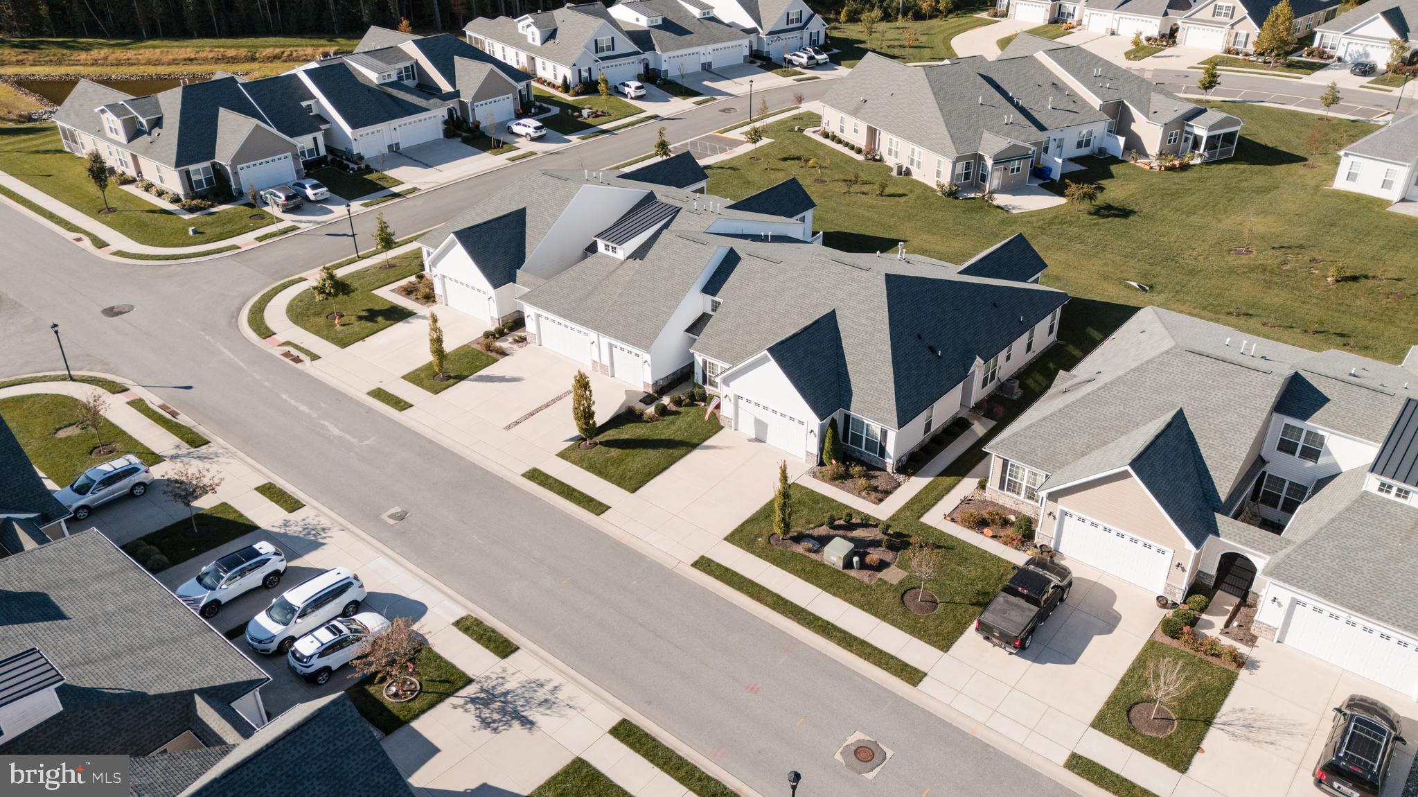 WHISPERING WOODS - Residential