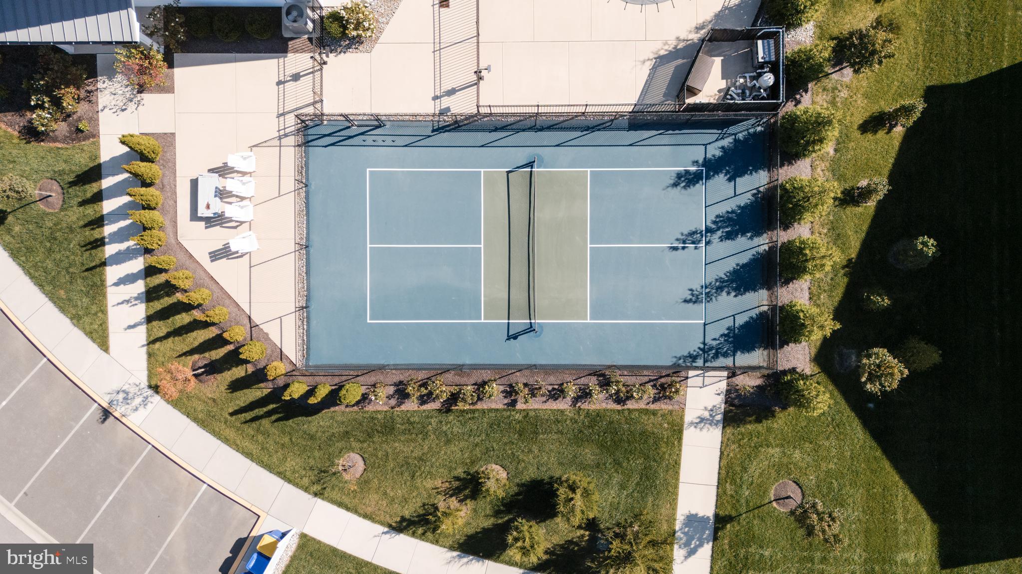 WHISPERING WOODS - Residential