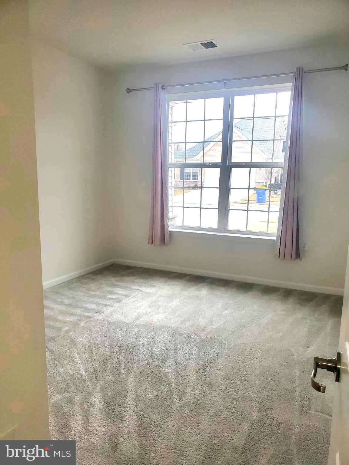 WHISPERING WOODS - Residential