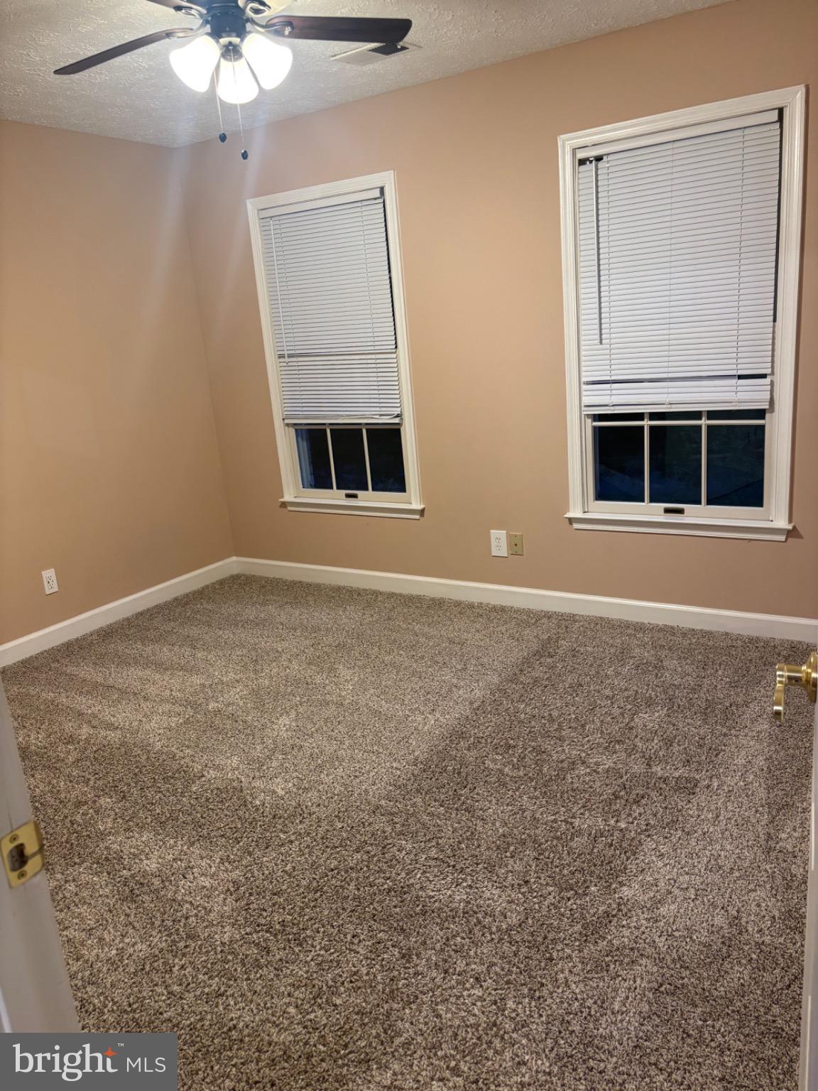 PHEASANT FARM SUB - Residential Lease