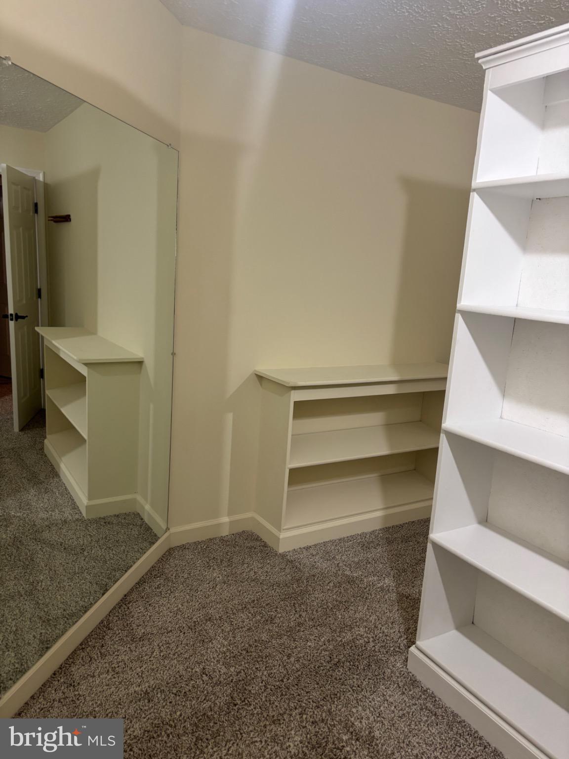 PHEASANT FARM SUB - Residential Lease