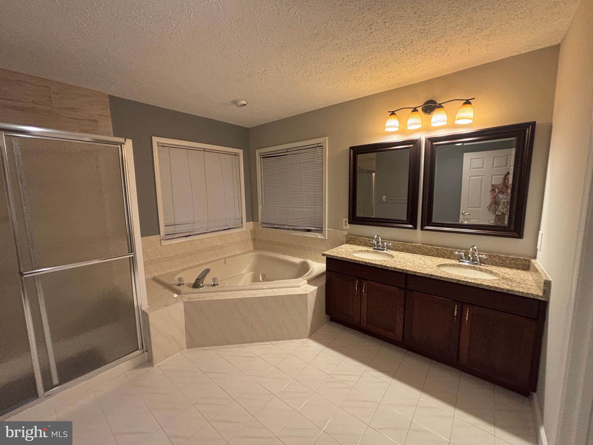 PHEASANT FARM SUB - Residential Lease