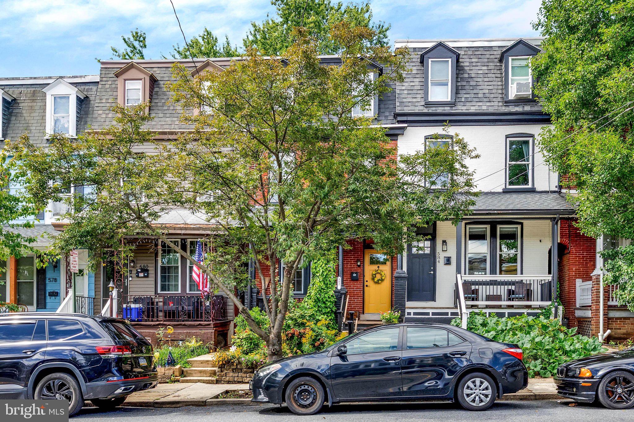 582 N PLUM STREET