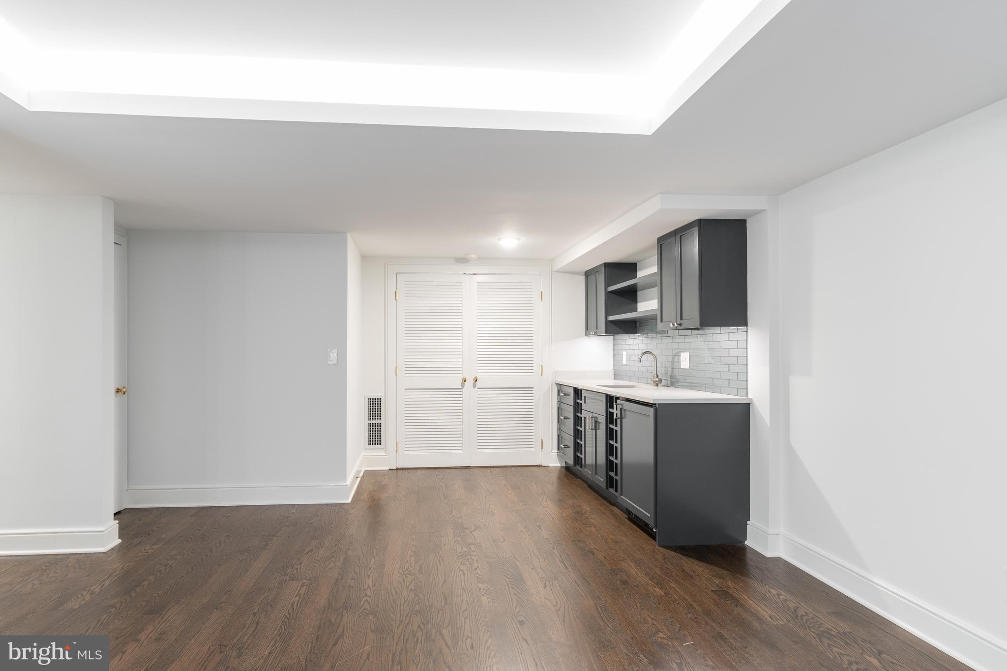 GEORGETOWN - Residential