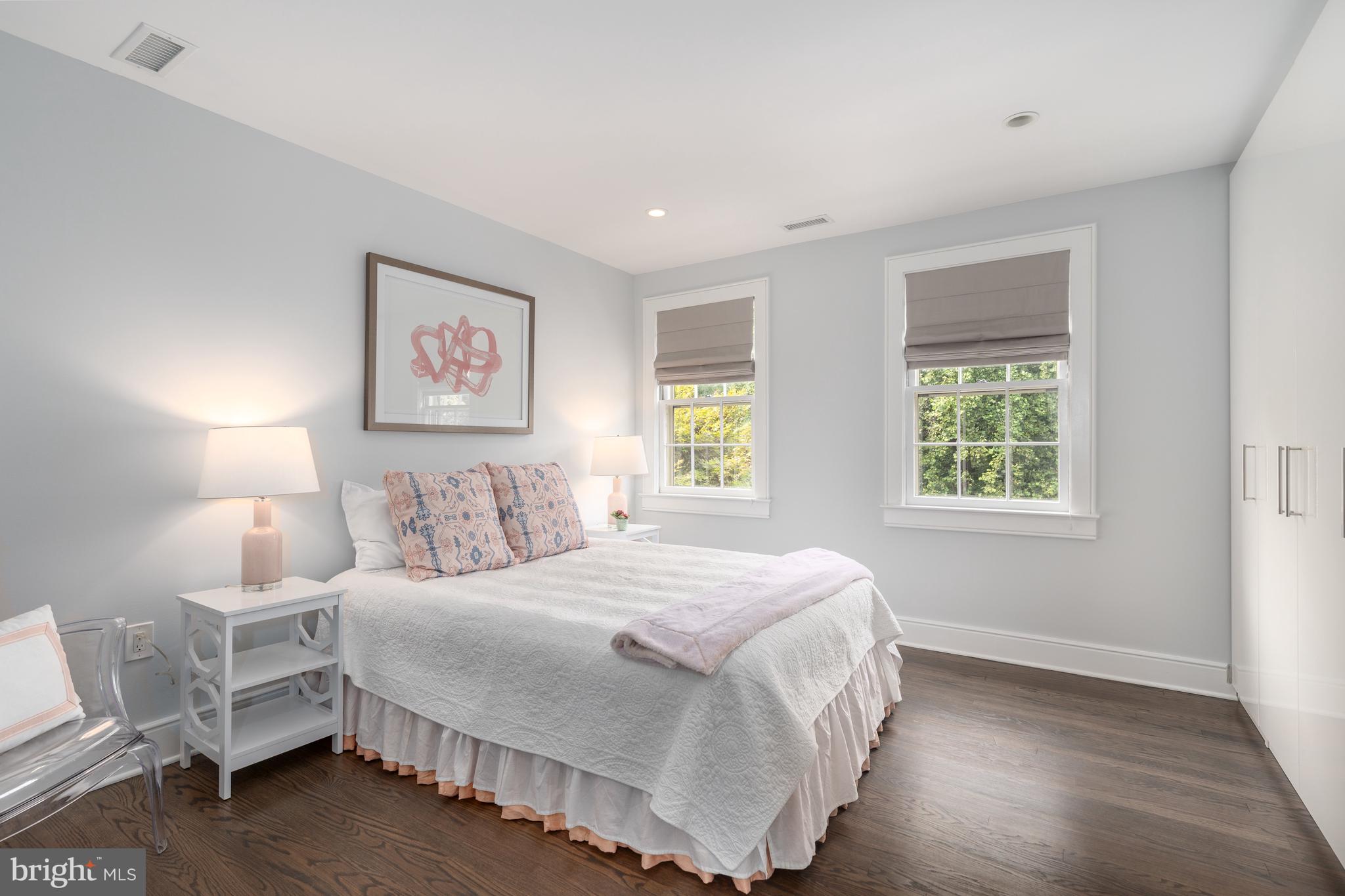 GEORGETOWN - Residential