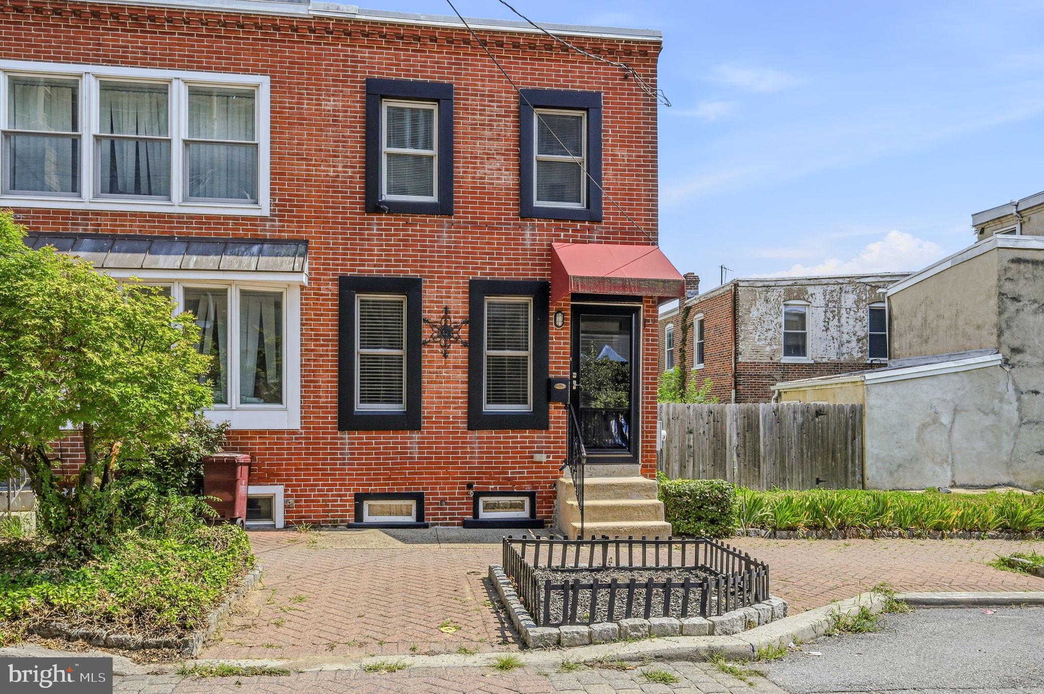 211 E 13TH STREET