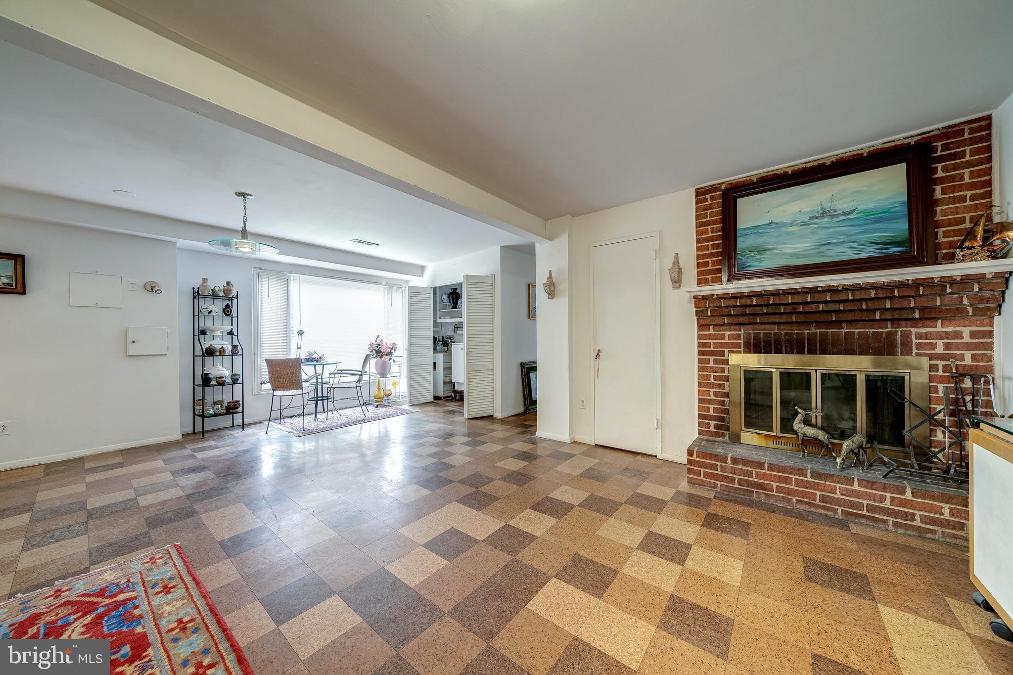 GRASS RIDGE - Residential