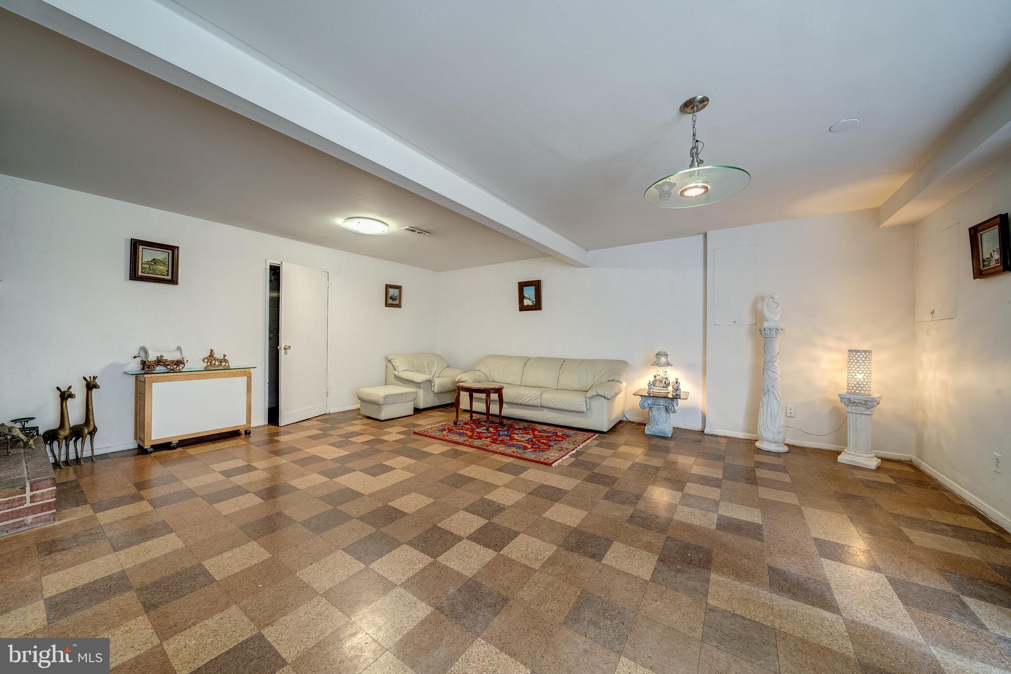 GRASS RIDGE - Residential