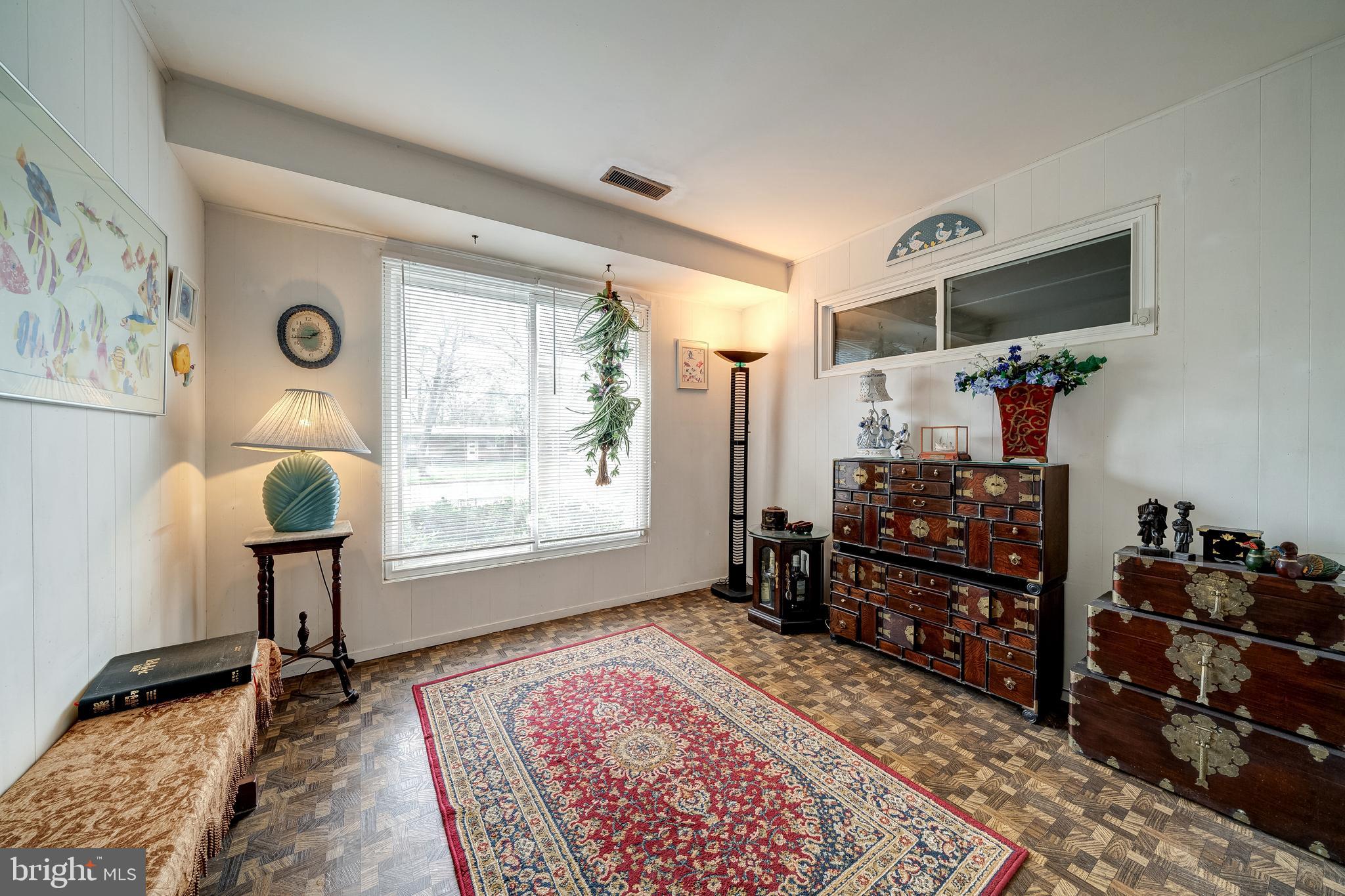 GRASS RIDGE - Residential