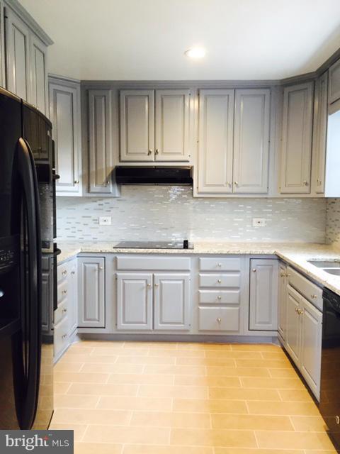 RAMBLEWOOD VILLAGE - Residential