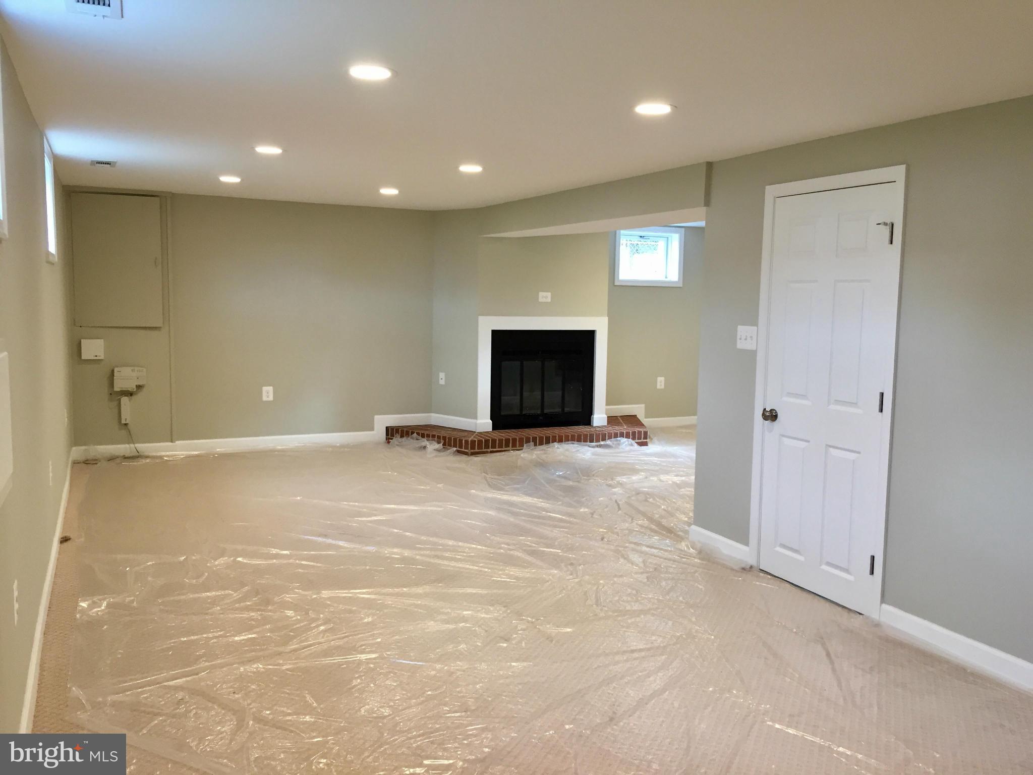 RAMBLEWOOD VILLAGE - Residential