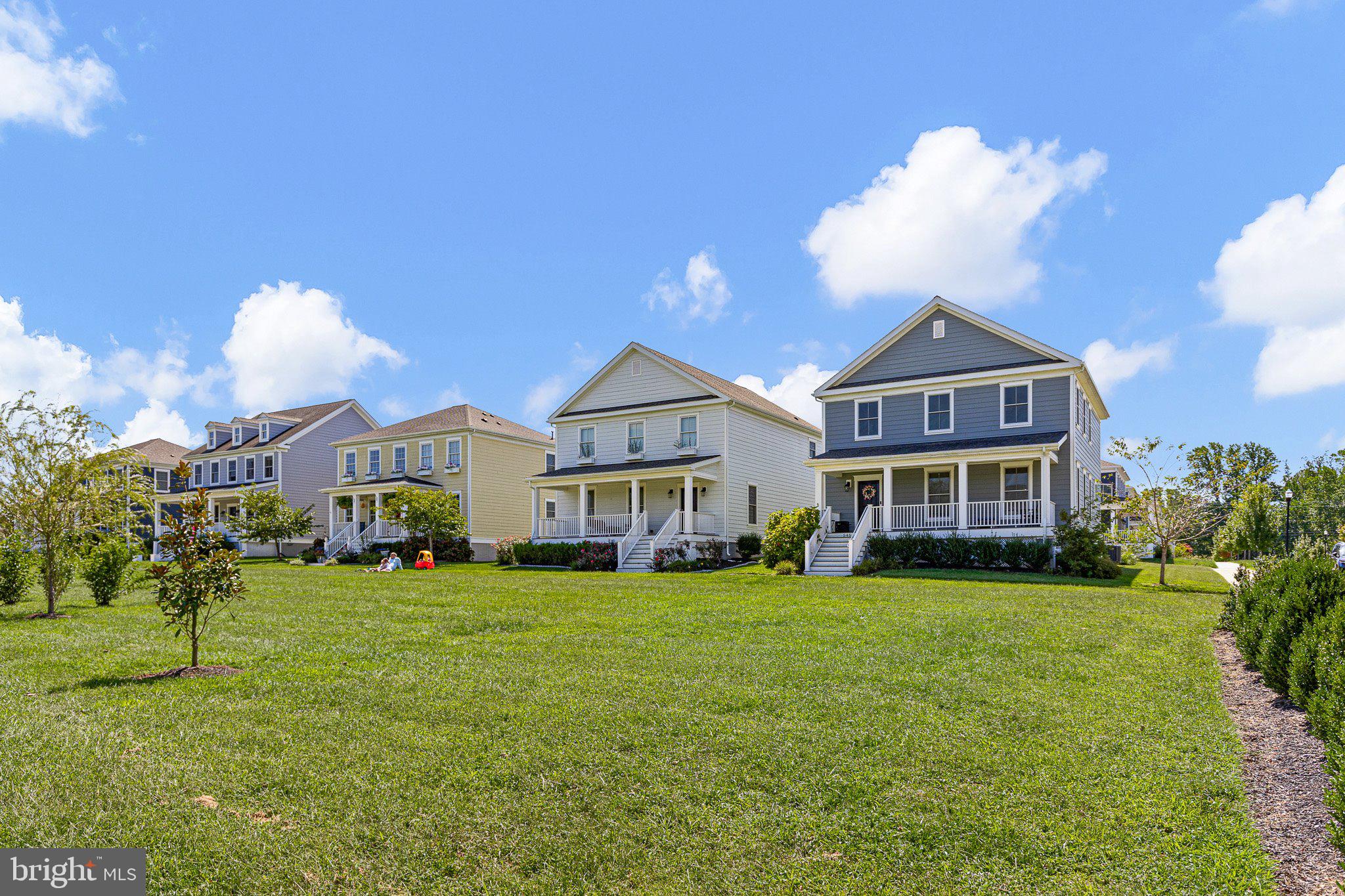 545 WHEELMEN STREET
