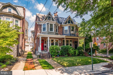 Townhouse For Sale - 1323 Woodlawn Avenue<br/> WILMINGTON, DE 19806