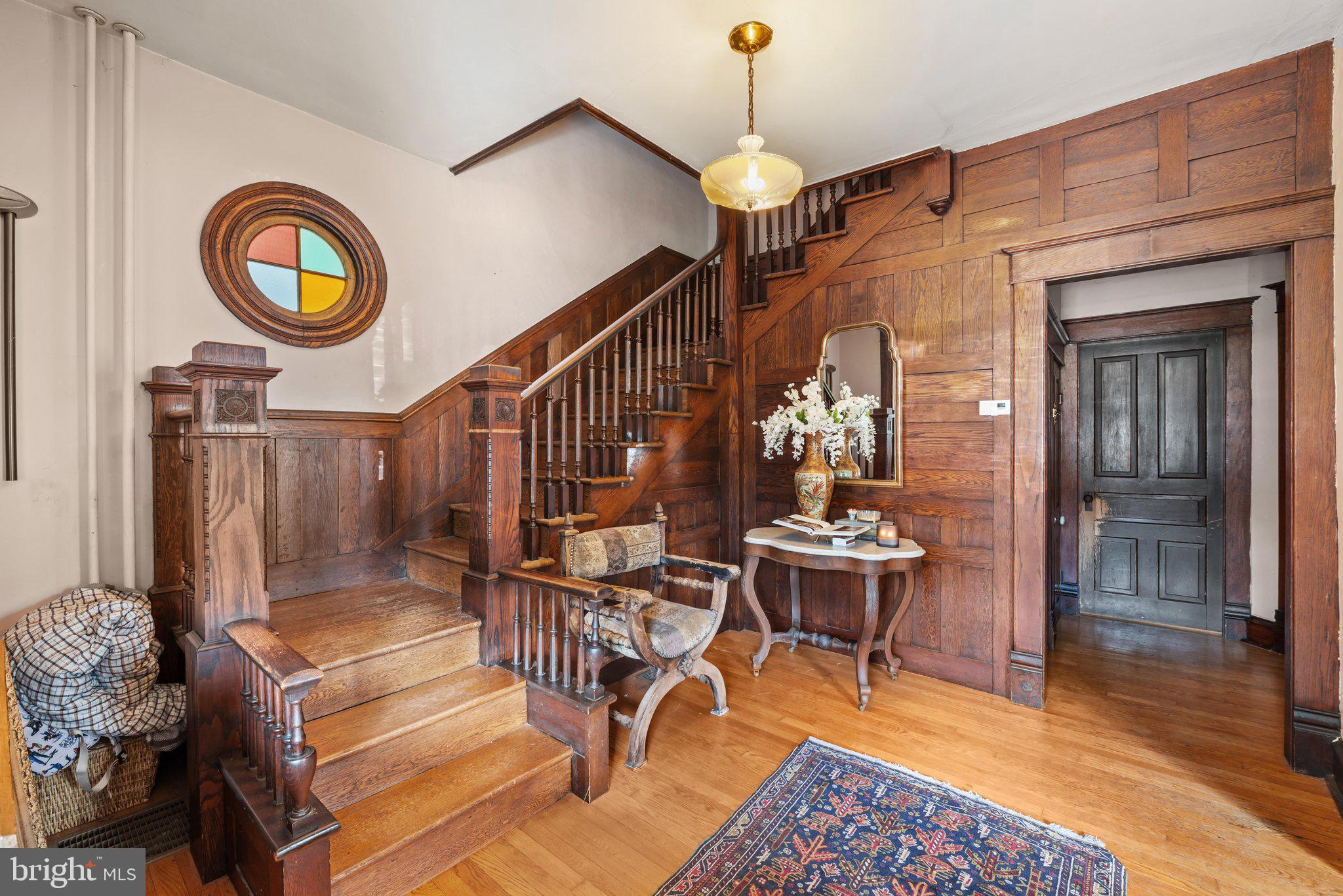453 W MAIN STREET