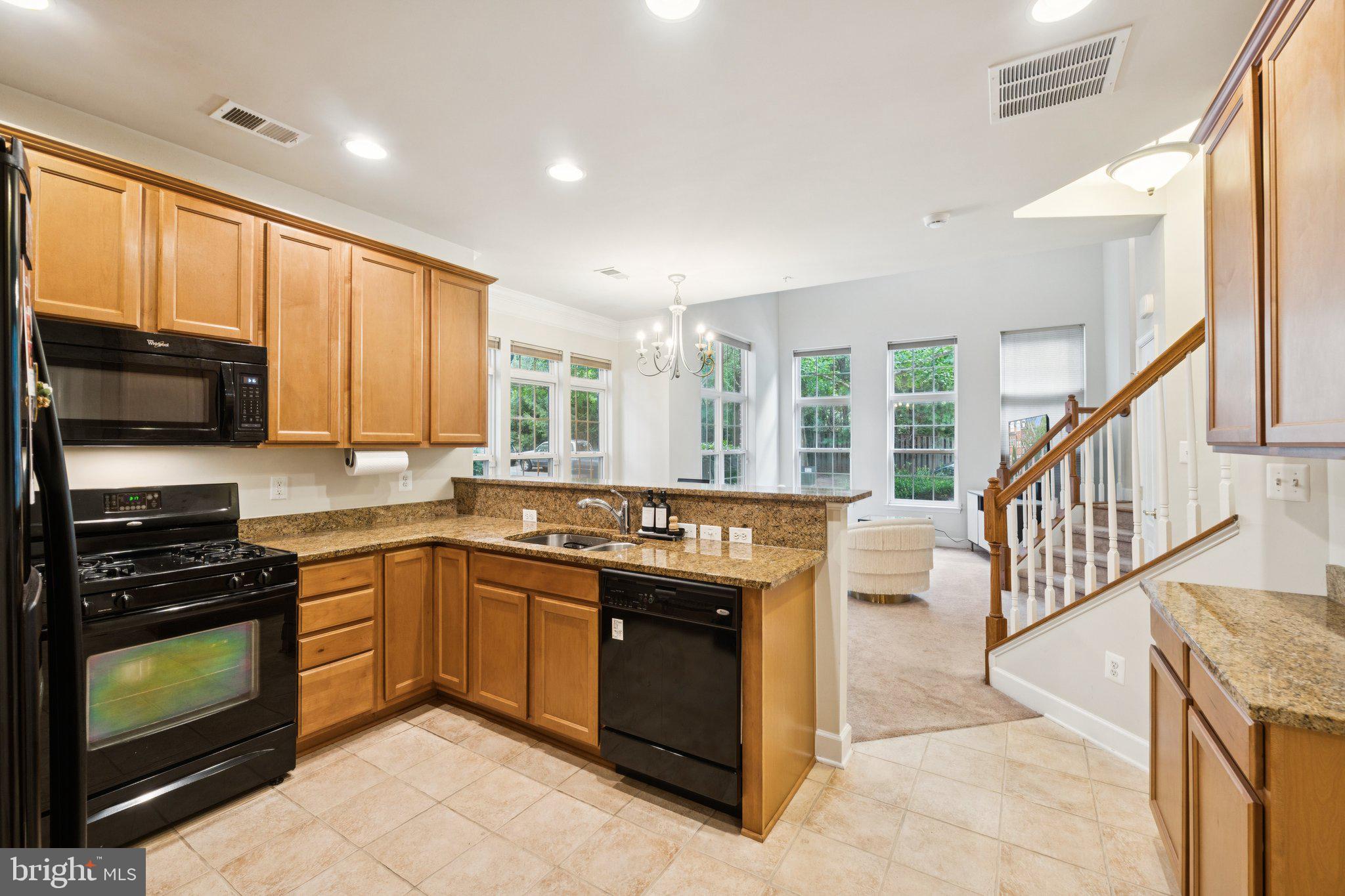 BUCKINGHAM STATION - Residential