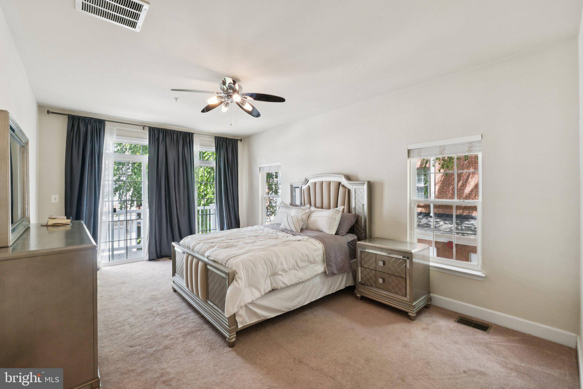 BUCKINGHAM STATION - Residential