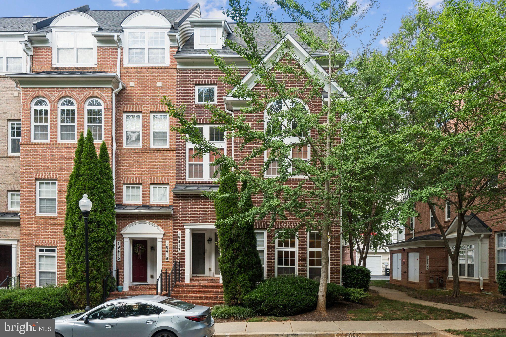 19419 DOVER CLIFFS CIRCLE 19419