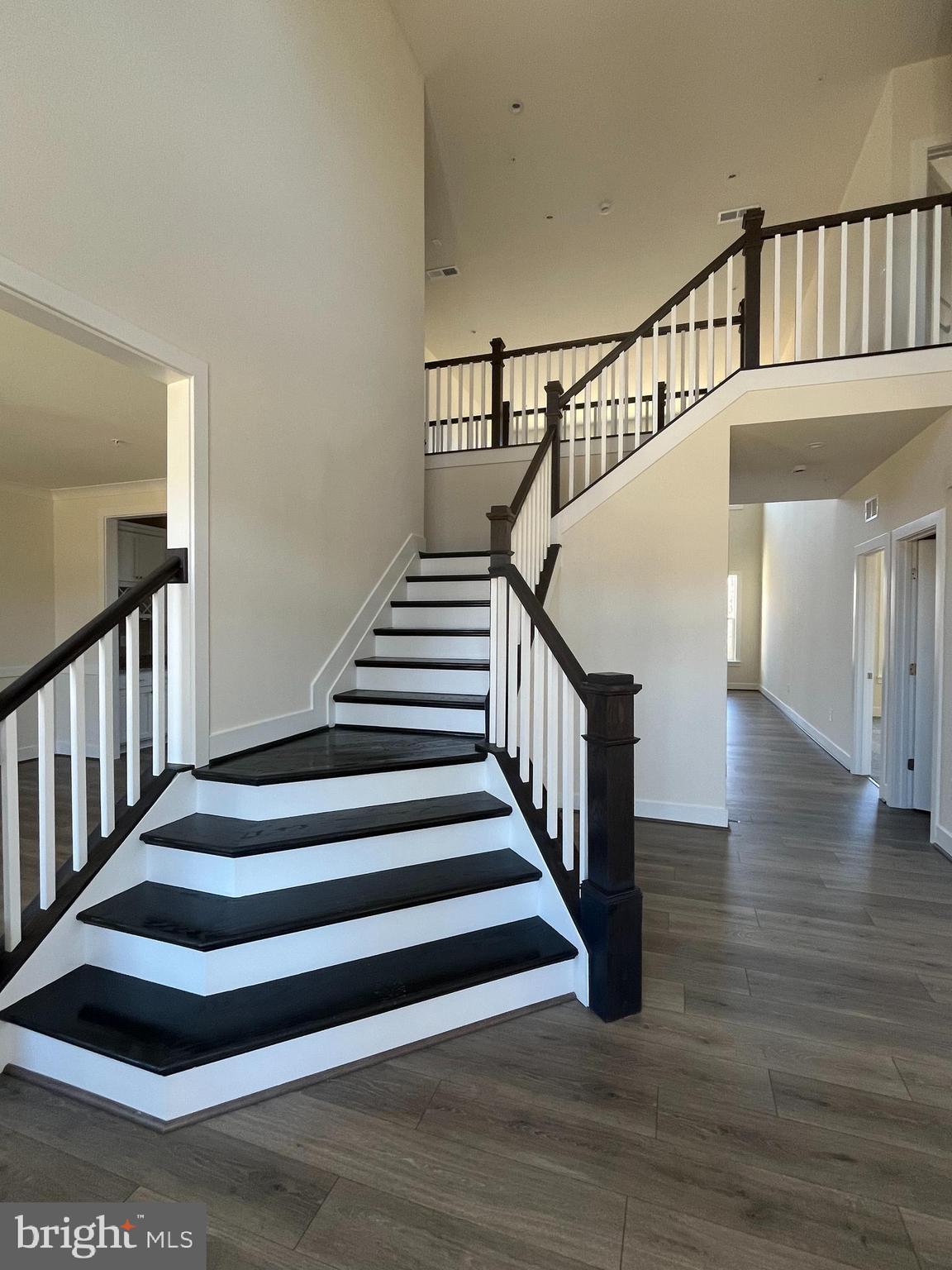 16010 PITCH PINE COURT