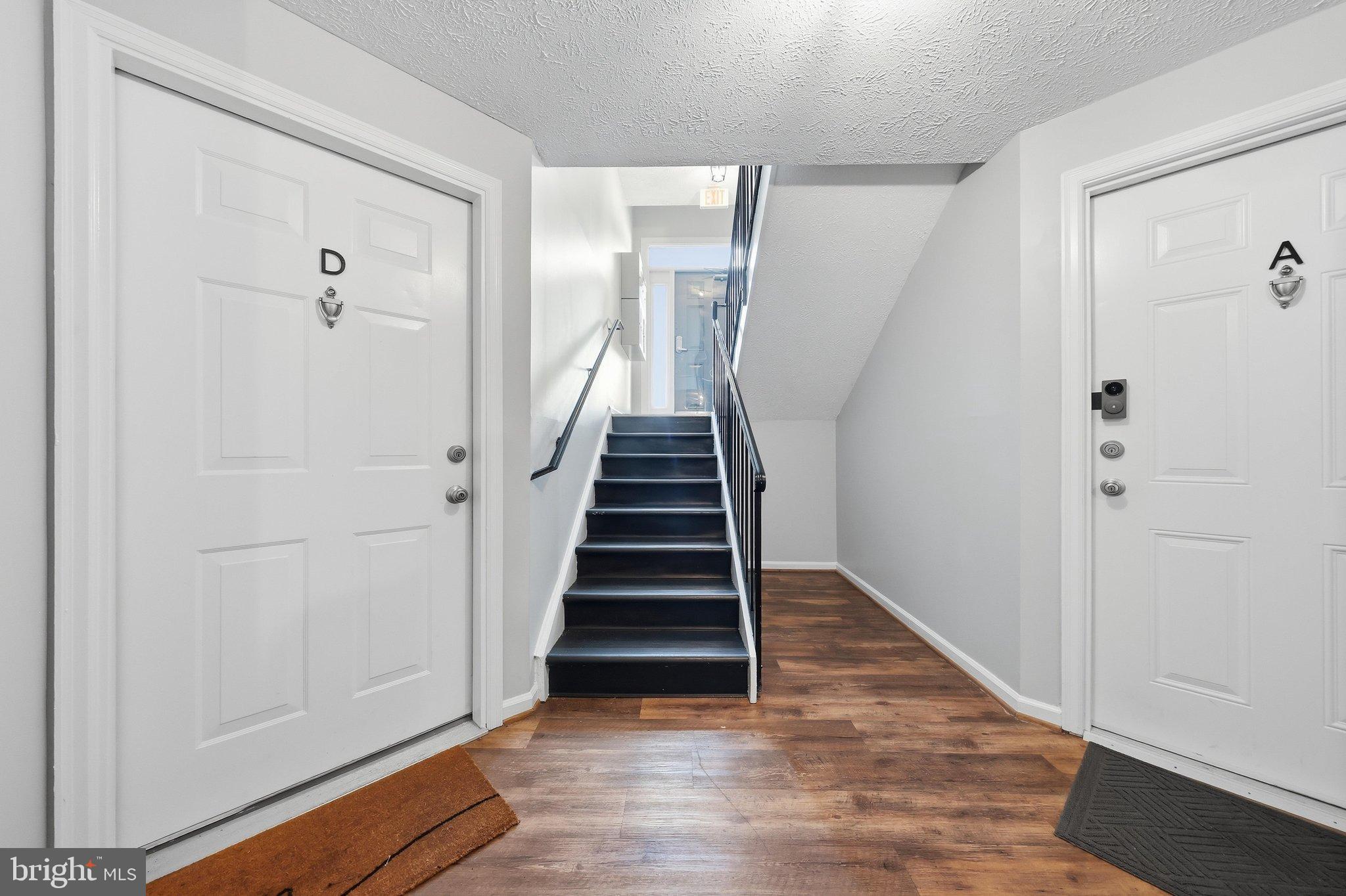 807D STRATFORD WAY 1300D