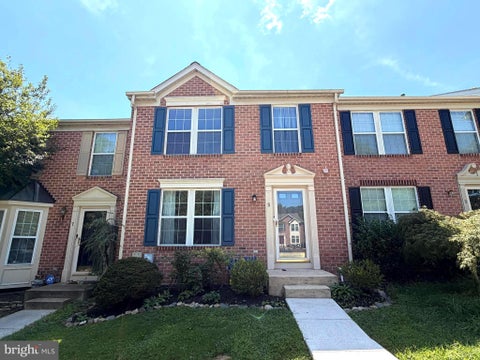 Townhouse For Rent - 5 Silver Birch Court<br/> Baltimore County, OWINGS MILLS, MD 21117